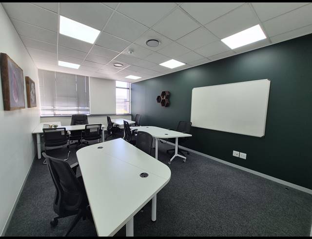 53M² SERVICED OFFICE TO LET IN SANDTON CENTRAL